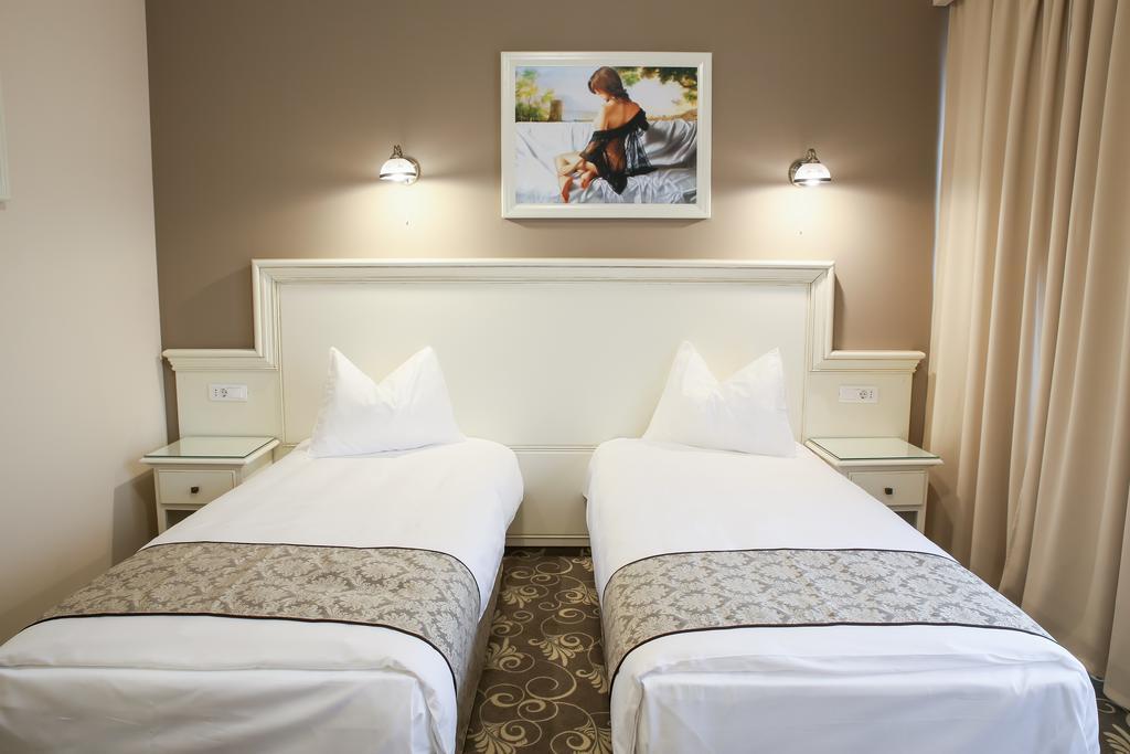 Hotel Montana Vişeu de Sus Chambre photo