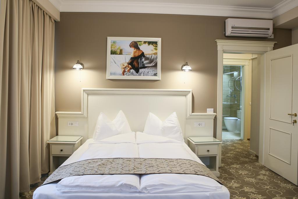 Hotel Montana Vişeu de Sus Extérieur photo